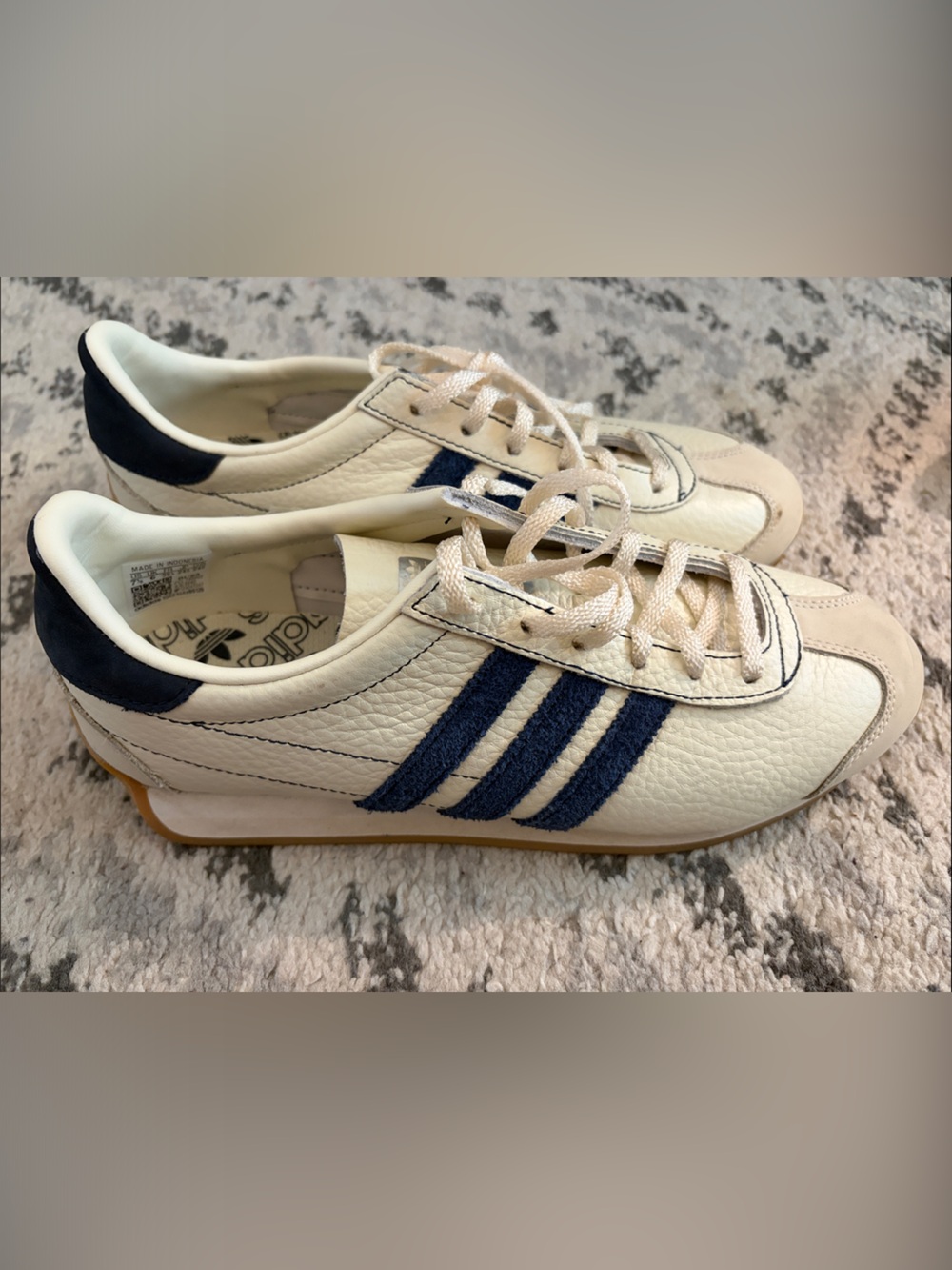 adidas womens Country OG 'Night Indigo Off White' us 7.5